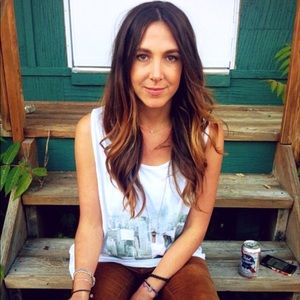 Meet your Posher, Augustina